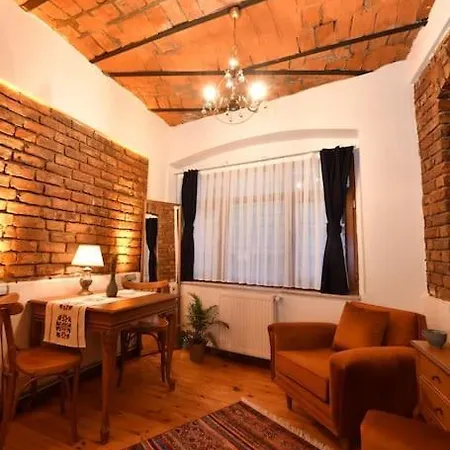 Apartment Historical Flat @taksim No1
